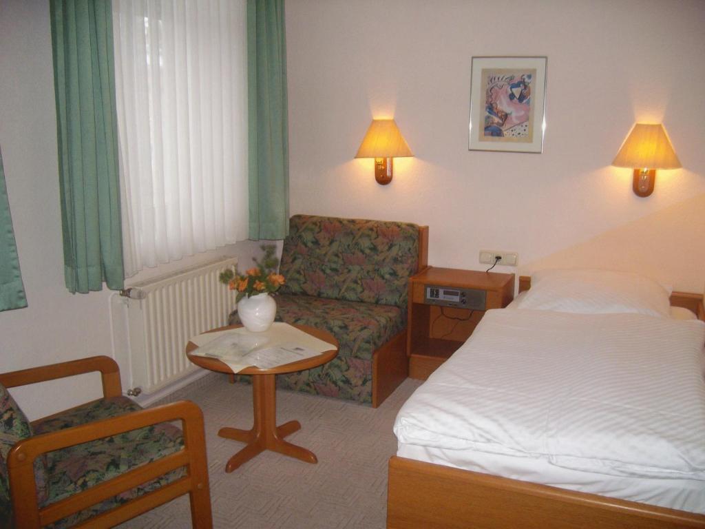 Hotel Am Bahnhof Stendal Quarto foto